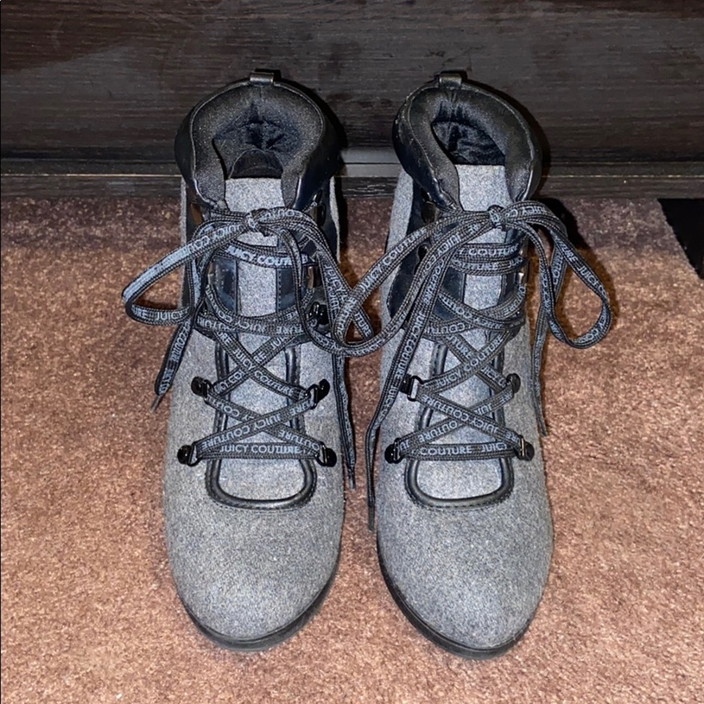 ** Juicy Couture Size 7 Like New **